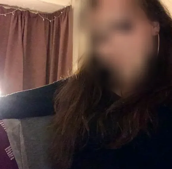 Antonia, 25