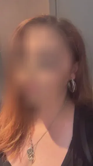 Michelle, 24