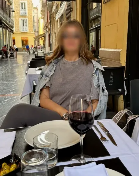 Mira, 35