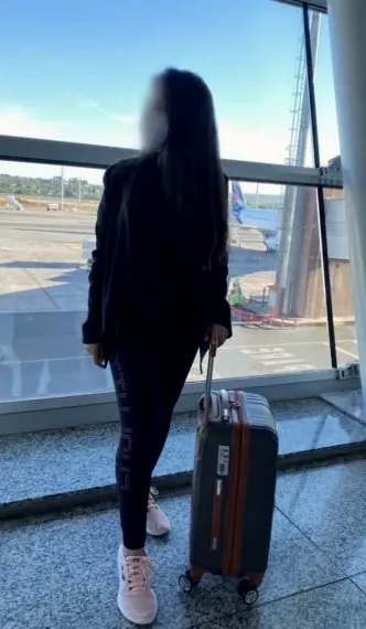Nicole, 31